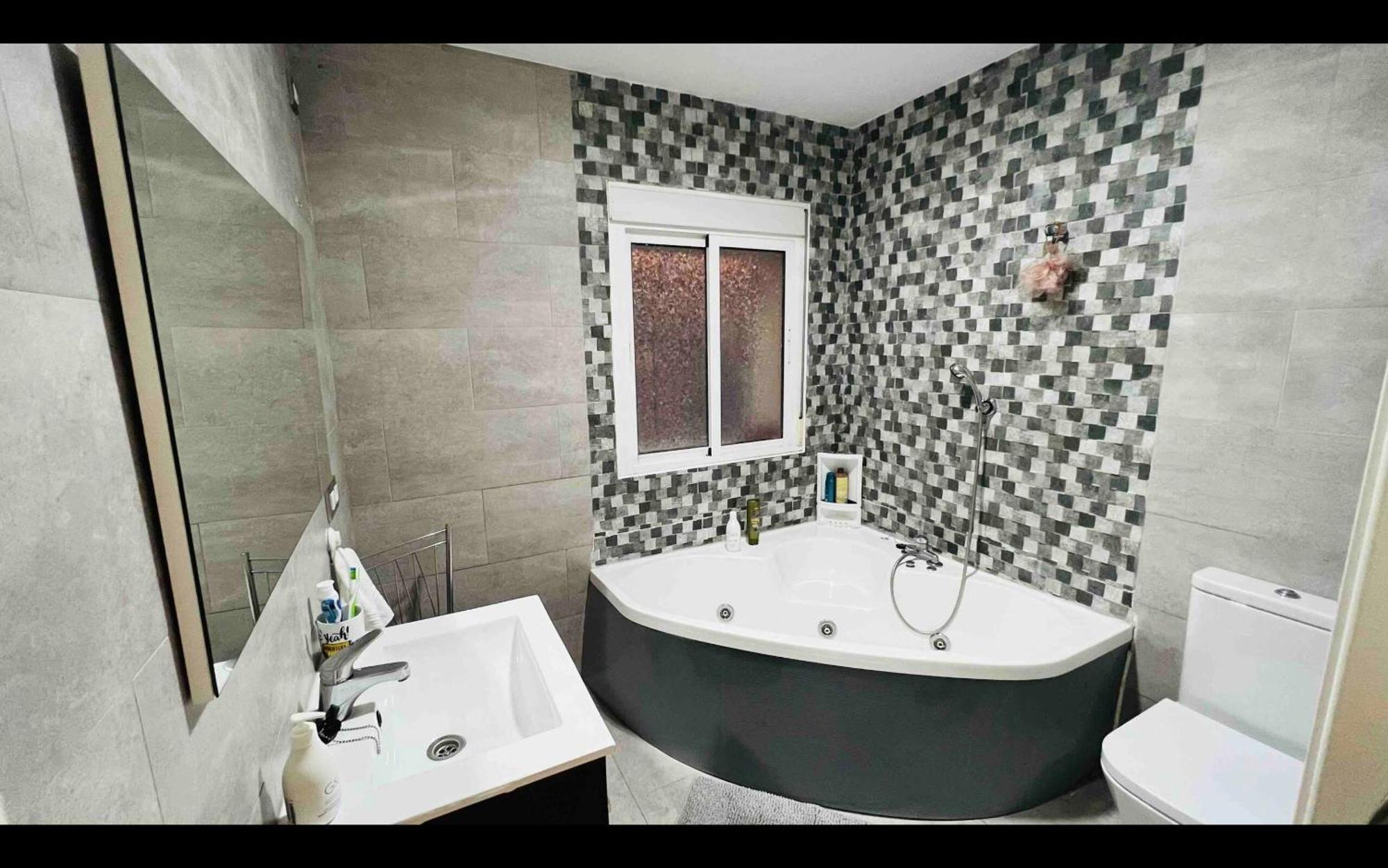 Habitacion Comoda Σεβίλλη Εξωτερικό φωτογραφία